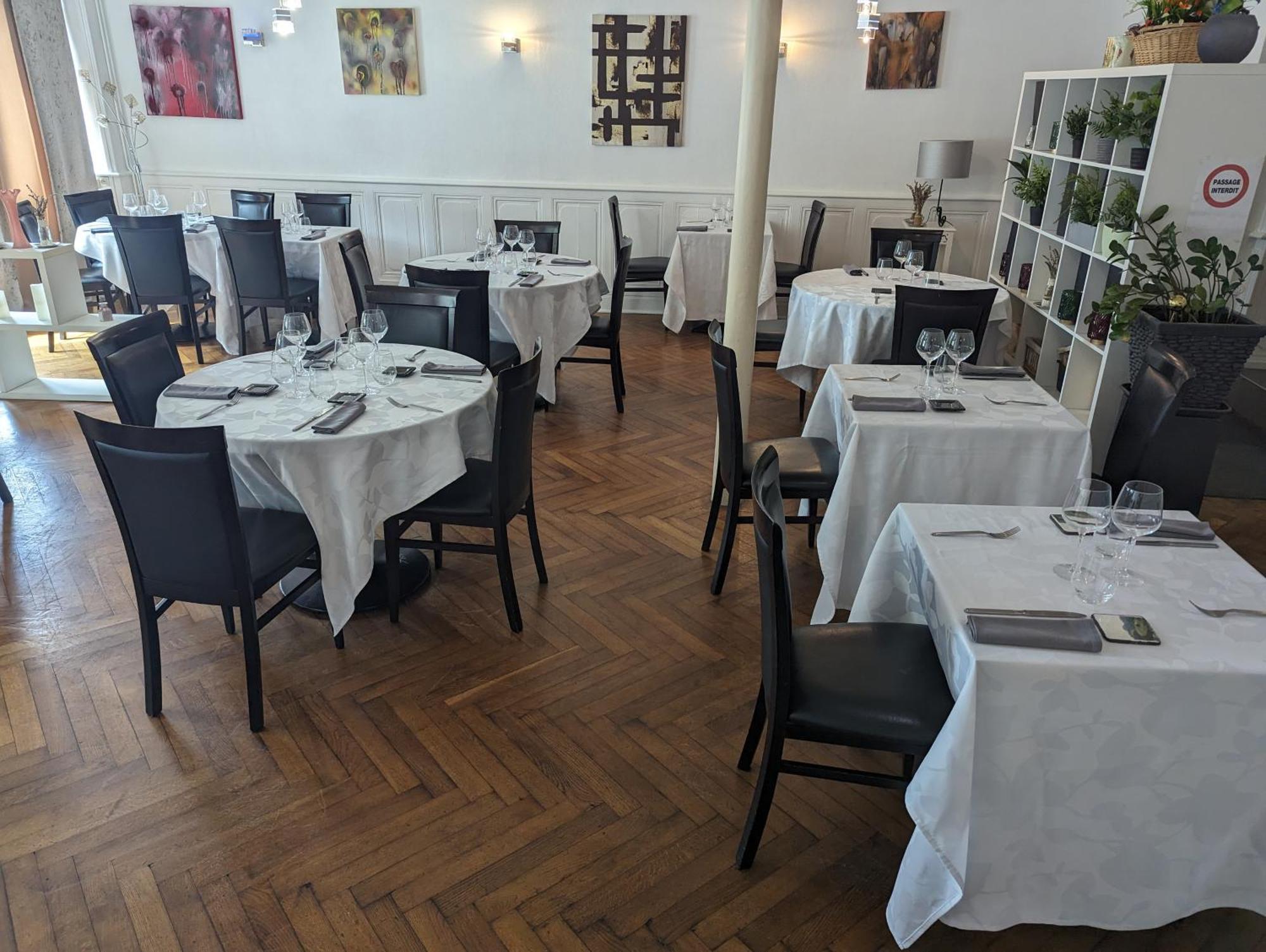 פונז'יבו Logis Hotel Restaurant De La Poste מראה חיצוני תמונה