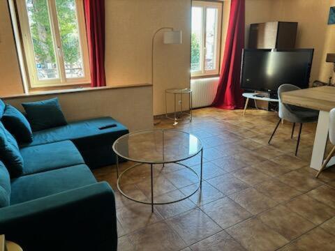 פונז'יבו Logis Hotel Restaurant De La Poste מראה חיצוני תמונה