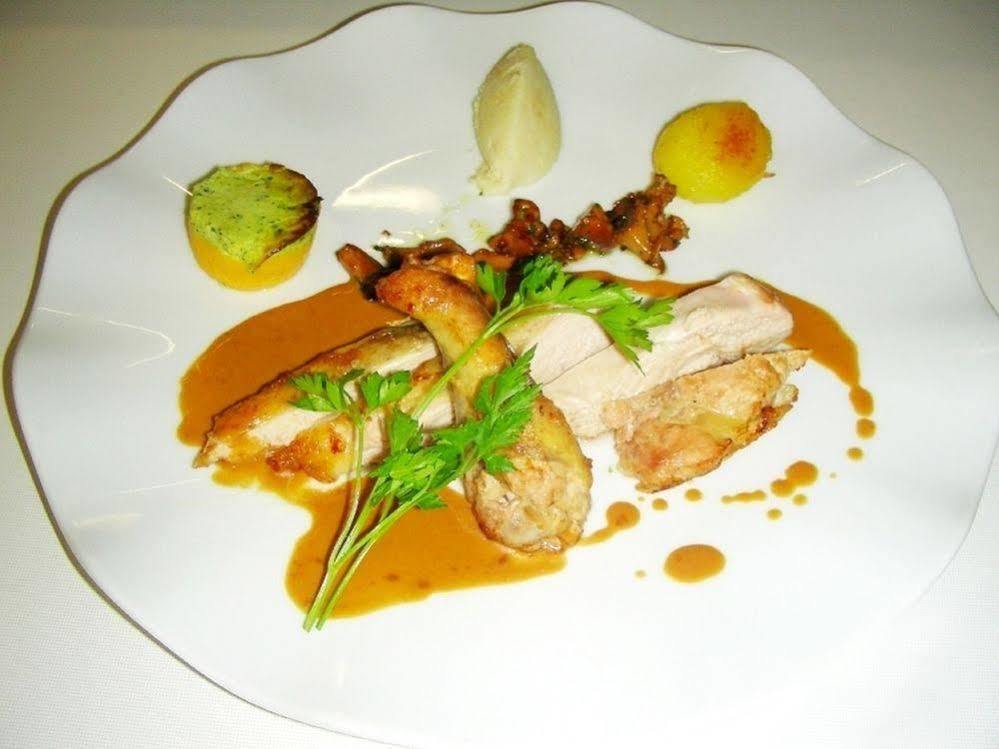 פונז'יבו Logis Hotel Restaurant De La Poste מראה חיצוני תמונה