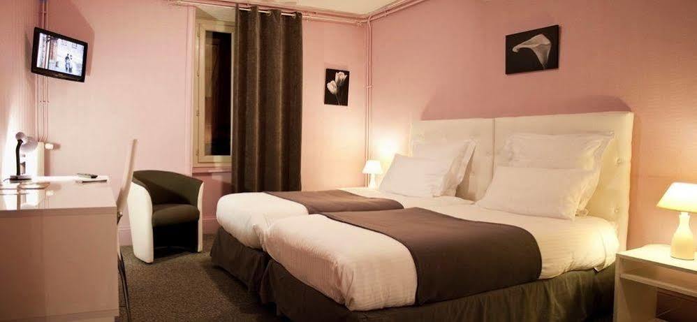 פונז'יבו Logis Hotel Restaurant De La Poste מראה חיצוני תמונה