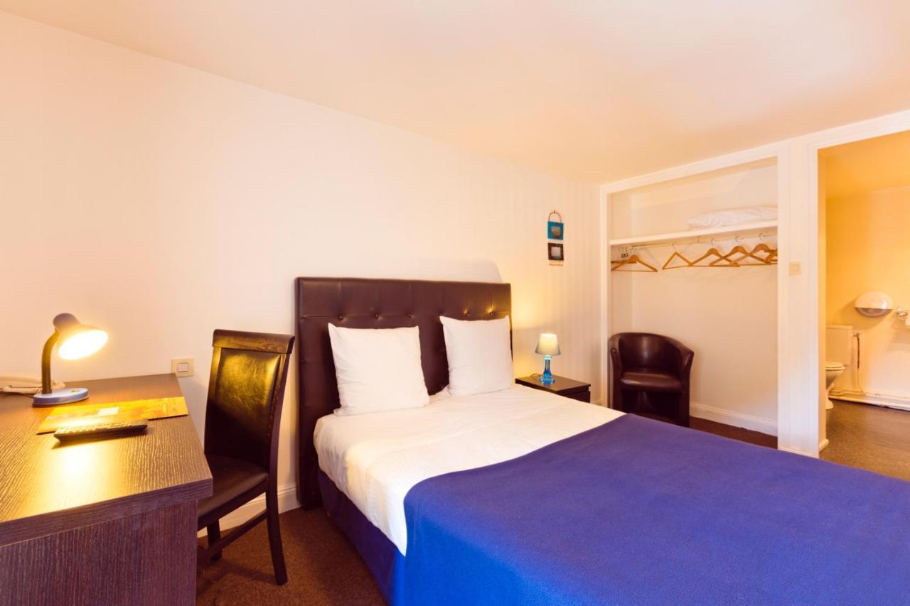 פונז'יבו Logis Hotel Restaurant De La Poste מראה חיצוני תמונה